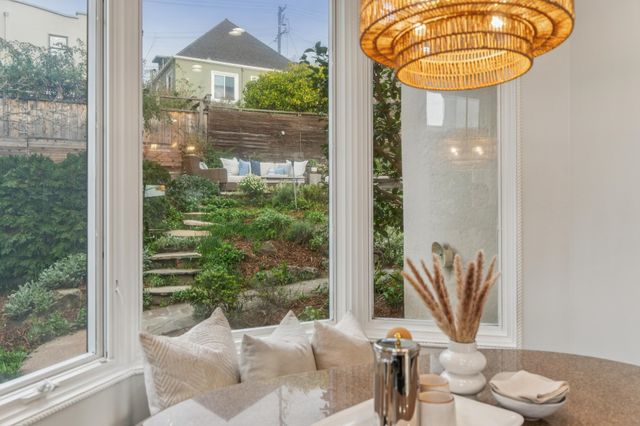 225 Arlington Ave., Kensington, CA 94707