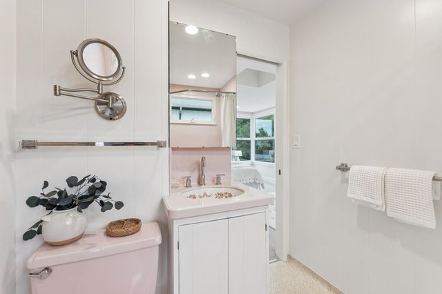 225 Arlington Ave., Kensington, CA 94707