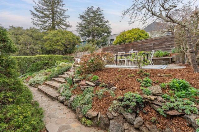 225 Arlington Ave., Kensington, CA 94707