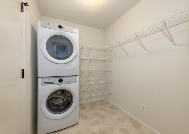 2162 Waters Edge Trail, Madison, WI 53718