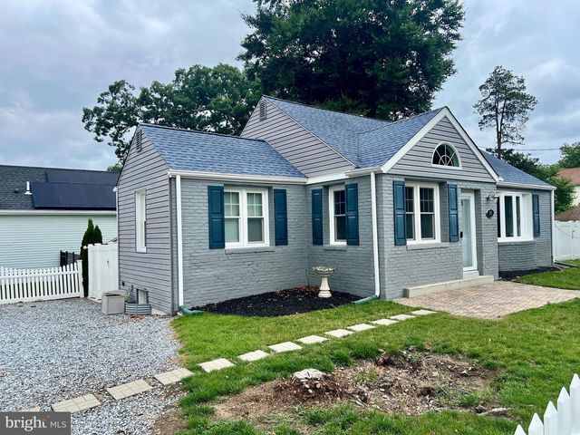 36 CRAFTON AVE, Pitman, NJ 08071