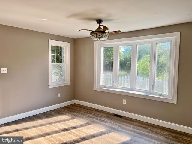 36 CRAFTON AVE, Pitman, NJ 08071
