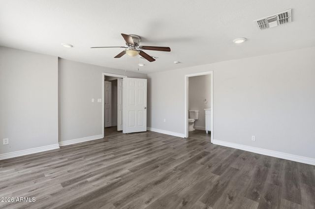 1725 W CAROL Avenue, Phoenix, AZ 85021