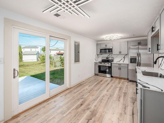 904 Kyle Avenue, Columbus, OH 43207