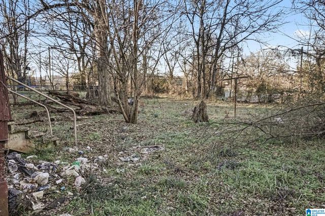 212 56TH STREET, Fairfield, AL 35064