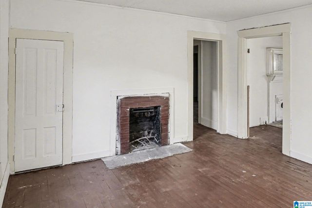 212 56TH STREET, Fairfield, AL 35064