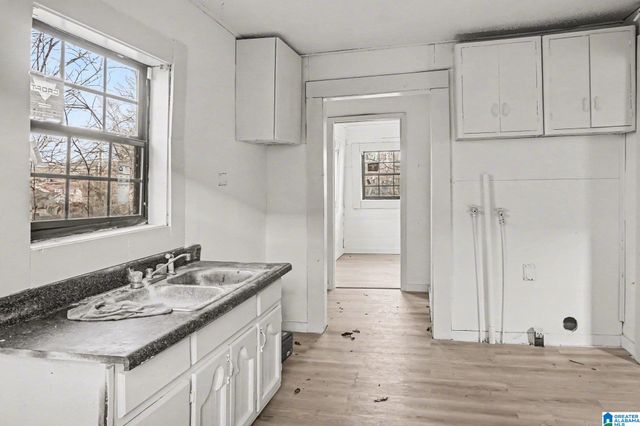 212 56TH STREET, Fairfield, AL 35064