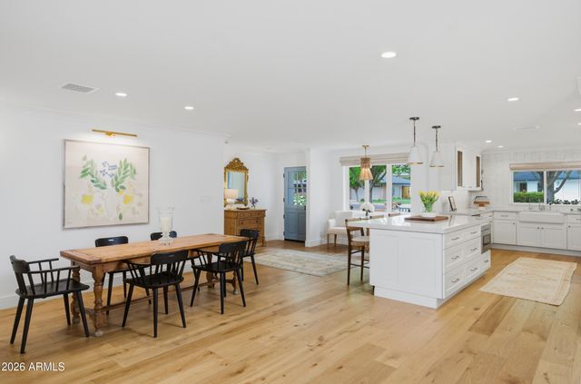 3921 E ELM Street, Phoenix, AZ 85018