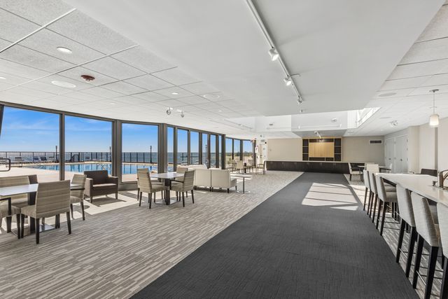 6007 N Sheridan Road 9E, Chicago, IL 60660
