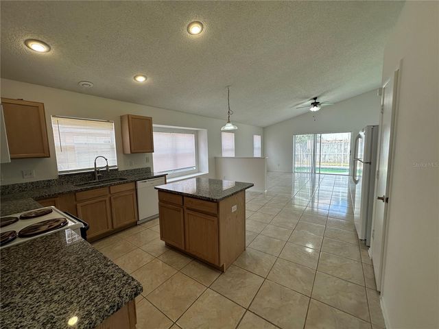 311 DOWNING CIRCLE, Davenport, FL 33897
