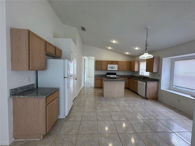 311 DOWNING CIRCLE, Davenport, FL 33897