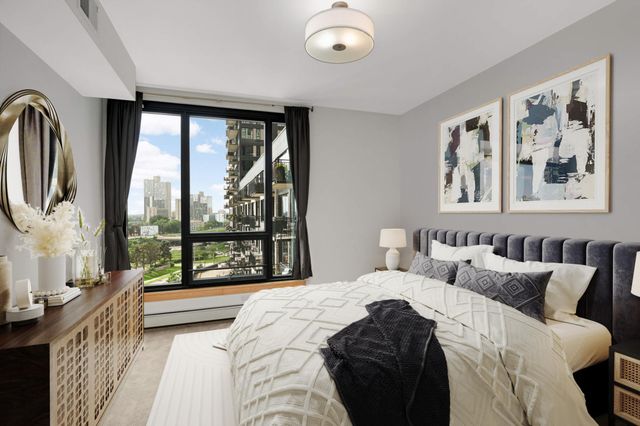 1240 S 2nd Street 723, Minneapolis, MN 55415