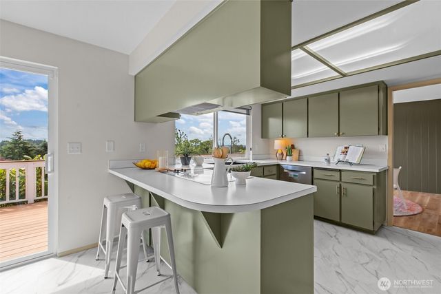 16434 9th Avenue SW, Burien, WA 98166