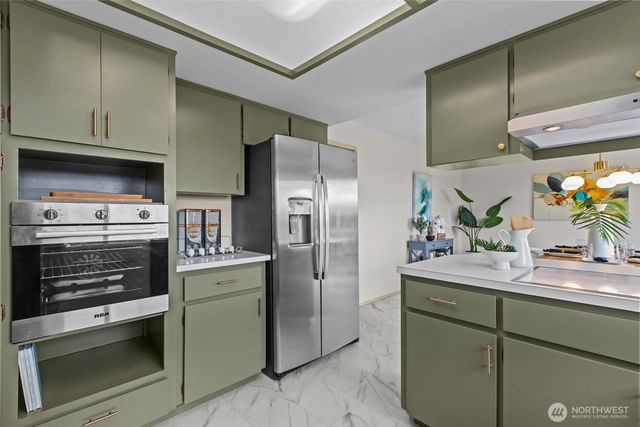 16434 9th Avenue SW, Burien, WA 98166