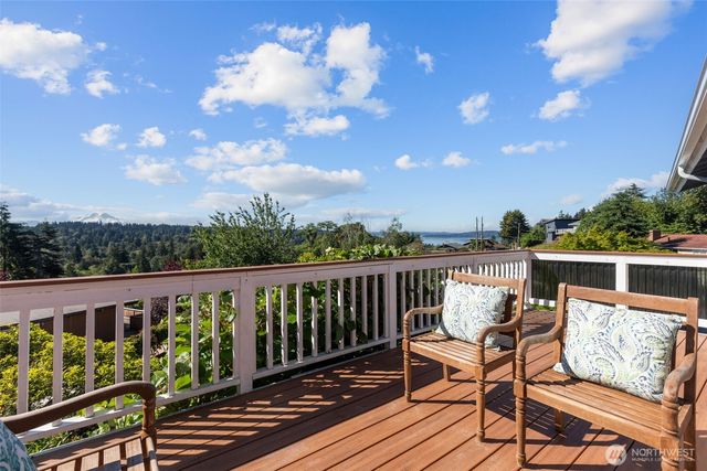 16434 9th Avenue SW, Burien, WA 98166