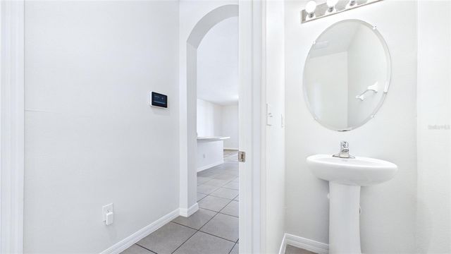 710 BARCLAY WOOD DRIVE, Ruskin, FL 33570