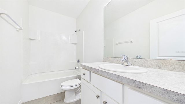 710 BARCLAY WOOD DRIVE, Ruskin, FL 33570