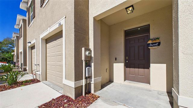 710 BARCLAY WOOD DRIVE, Ruskin, FL 33570