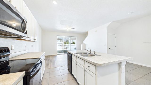710 BARCLAY WOOD DRIVE, Ruskin, FL 33570
