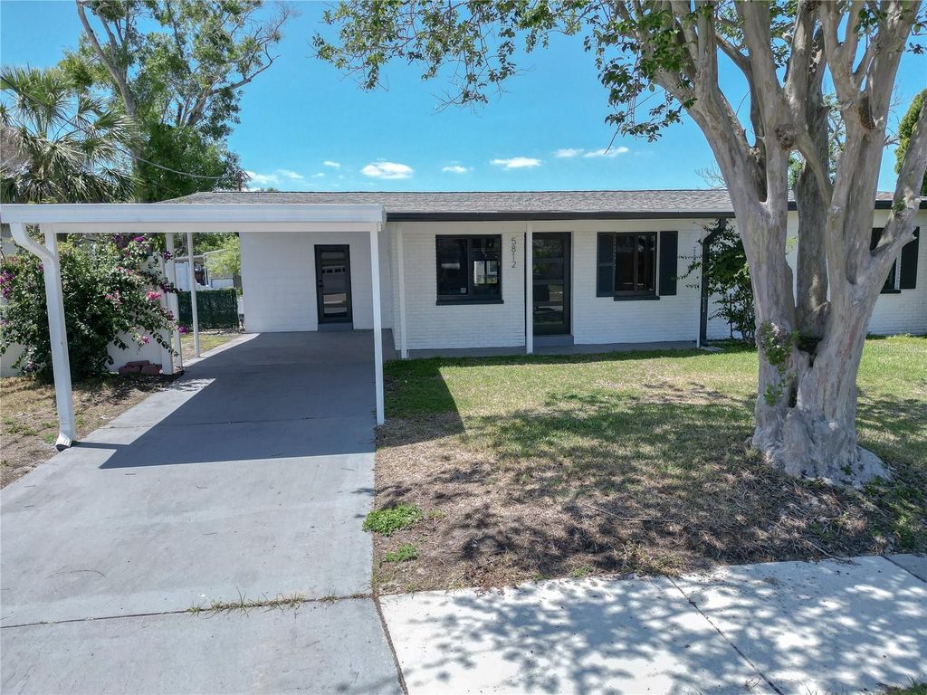Image 8 of property listing at 5812 LIVERPOOL DRIVE, Tampa, FL 33615
