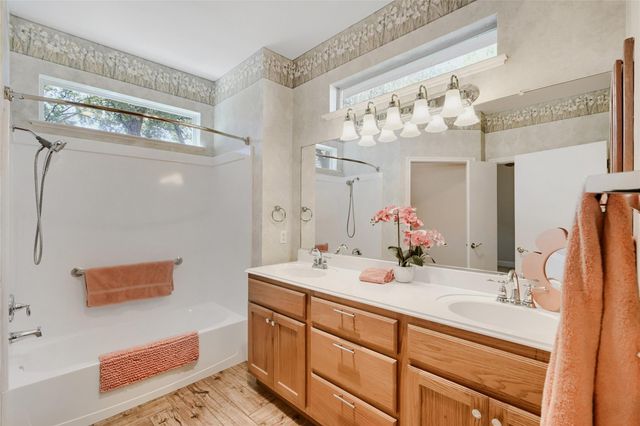 284 Whispering Wind DR, Georgetown, TX 78633