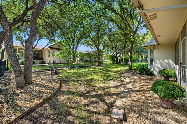 284 Whispering Wind DR, Georgetown, TX 78633