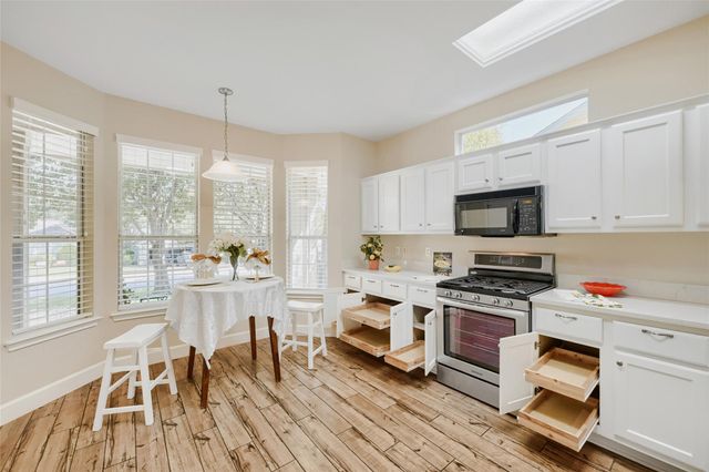 284 Whispering Wind DR, Georgetown, TX 78633