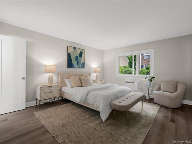 40 w 4th 115, Patchogue, NY 11772