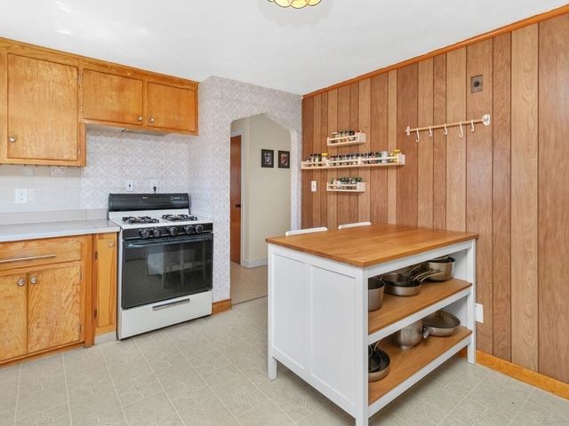 49 Hollace Street, Waltham, MA 02453