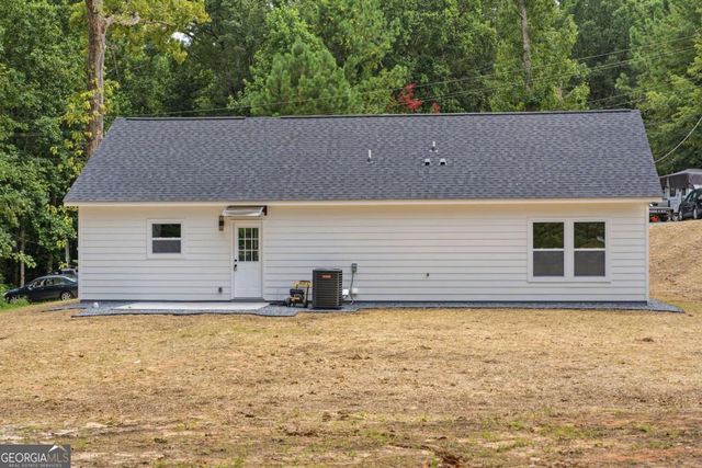 4380 Navajo Lane SE, Acworth, GA 30102