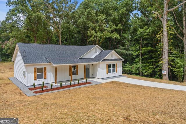 4380 Navajo Lane SE, Acworth, GA 30102