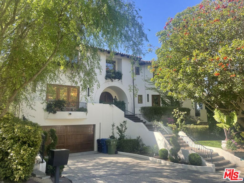 3057 N Beverly Glen Circle, Los Angeles, CA 90077