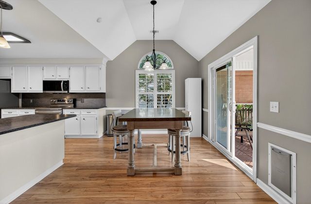 668 Majestic Oaks Drive, Charleston, SC 29412