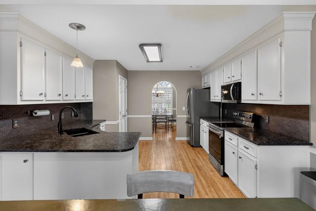 668 Majestic Oaks Drive, Charleston, SC 29412