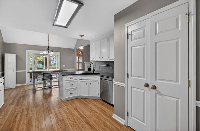 668 Majestic Oaks Drive, Charleston, SC 29412