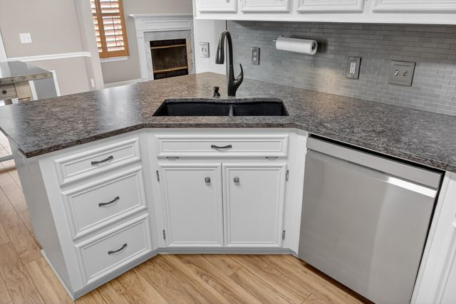 668 Majestic Oaks Drive, Charleston, SC 29412