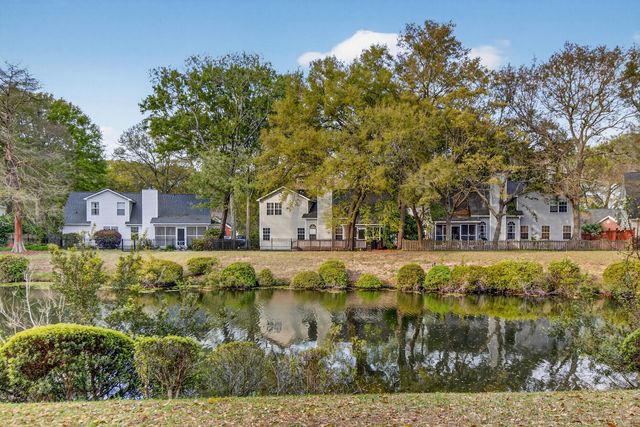 668 Majestic Oaks Drive, Charleston, SC 29412