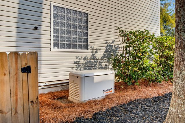 668 Majestic Oaks Drive, Charleston, SC 29412