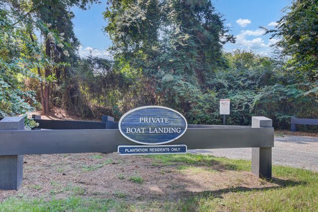 668 Majestic Oaks Drive, Charleston, SC 29412