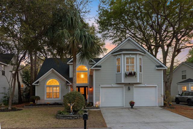 668 Majestic Oaks Drive, Charleston, SC 29412