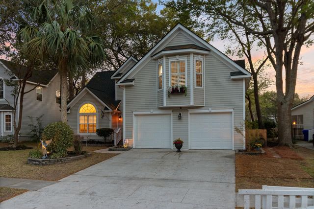 668 Majestic Oaks Drive, Charleston, SC 29412