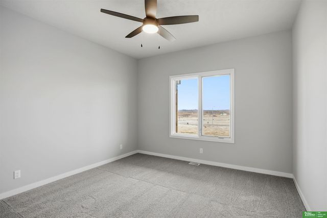 5811 N 197th Street, Elkhorn, NE 68022