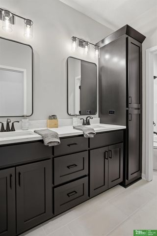 5811 N 197th Street, Elkhorn, NE 68022