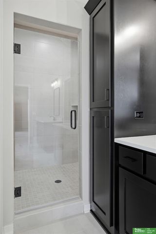 5811 N 197th Street, Elkhorn, NE 68022