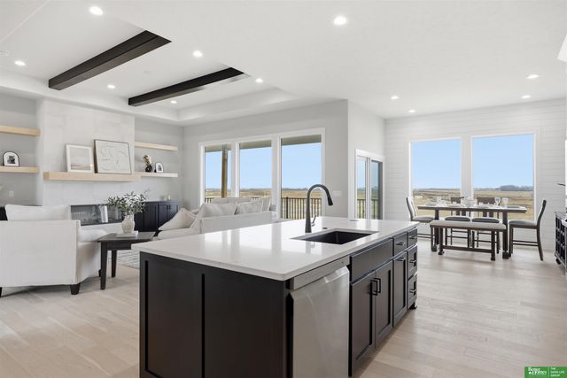 5811 N 197th Street, Elkhorn, NE 68022