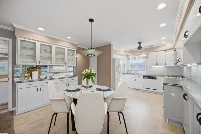 38151 Seaway Court, Harrison Twp, MI 48045