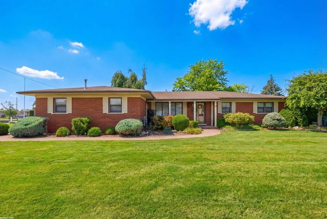 38151 Seaway Court, Harrison Twp, MI 48045