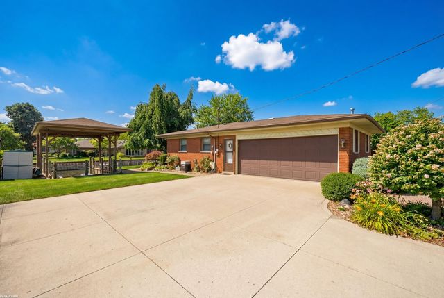 38151 Seaway Court, Harrison Twp, MI 48045