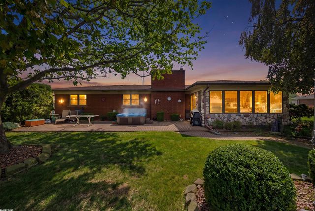 38151 Seaway Court, Harrison Twp, MI 48045