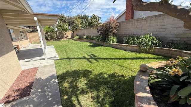 14942 Quill, Huntington Beach, CA 92647